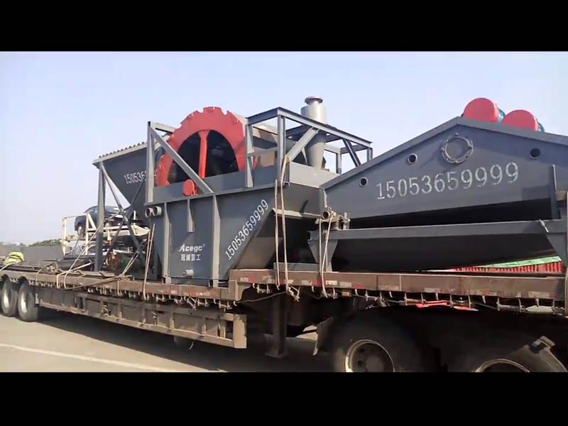 1.回收细砂，以增加砂石的产量，避免财富损失。 在传统工艺中，洗砂机的使用造成大量细砂的流失，同时提高了砂石的清洁度，对企业而言是无形的财富损失。 细砂回收机可以回收从洗砂机排出的废水中损失的大量细砂，大大增加了砂石厂的产量，避免了财富的流失，为砂石厂带来了经济效益。 石材企业。 &nbsp; 2.减少沉淀池的沉淀，节省加工成本。 细砂的流失不可避免地会导致沉淀池的快速沉淀。 细砂回收不仅提高了砂石的产量，而且减慢了沉淀池的沉淀速度并降低了处理成本。 &nbsp; 3.减少细砂的排放，减少环境污染。 近年来，环境问题一直是一个更为重要的问题，也是沙石企业对生产敏感的问题之一。 使用细砂回收机减少了细砂向环境的排放并减少了环境污染。 &nbsp; 4.再生细砂解决了传统砂石行业中细砂含量低的缺陷，提高了砂石质量。 传统的砂砾工艺中细砂的流失会引起另一个重大影响，即砂砾中的细砂含量低，这会使砂砾的细度模量失衡。 这严重影响了砂石质量的提高。 使用细砂回收机回收损失的细砂解决了砂中细砂含量低的问题。 细砂回收机中使用的细砂可以满足建筑物的要求，给企业带来更大的利益。 扩展能力。 &nbsp; 5，与传统的砂石设备配套使用，达到脱水恢复的效果。 如果与传统的砂石设备一起使用，则细砂回收机几乎没有生产投资。 只需将洗砂机排出的废水直接排到细砂回收机中，直接的经济效益是巨大的。